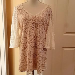 NWOT AAKAA DRESS/TUNIC SIZE LARGE